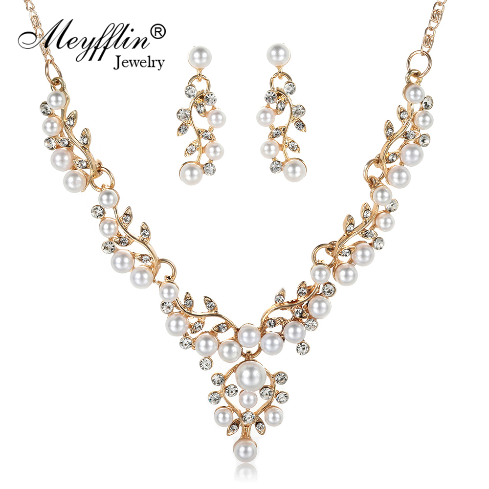 Meyfflin Wedding Women Jewelry Sets 2017 Fashion Simulated Pearl Flower Statement Necklace and Earring Set Party Accessories
