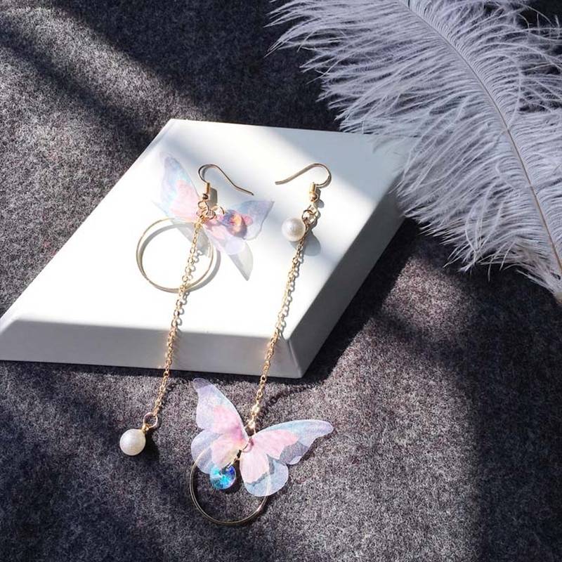 2018 Korea retro asymmetrical exquisite butterfly imitation pearl alloy long wings earrings for women's best gift